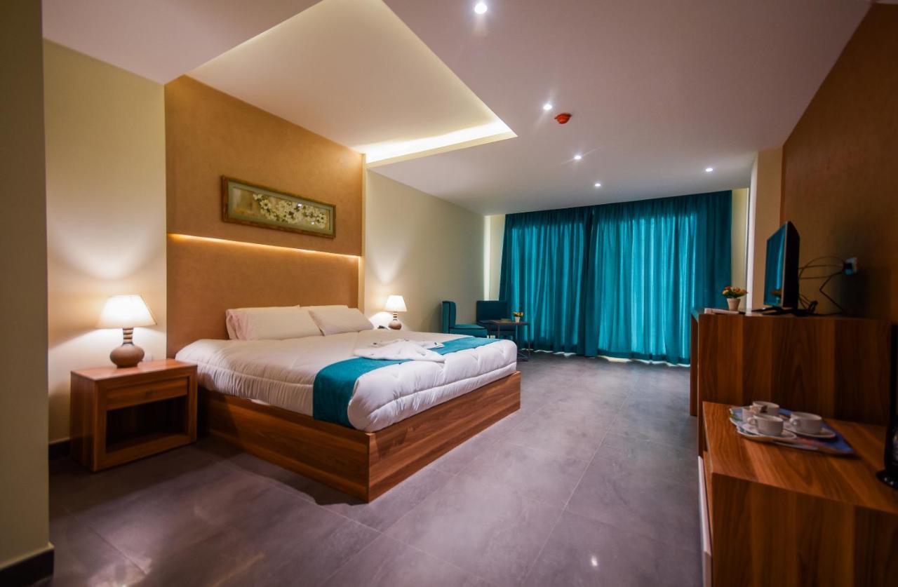 New Pyramid Quen Hotel 开罗 外观 照片