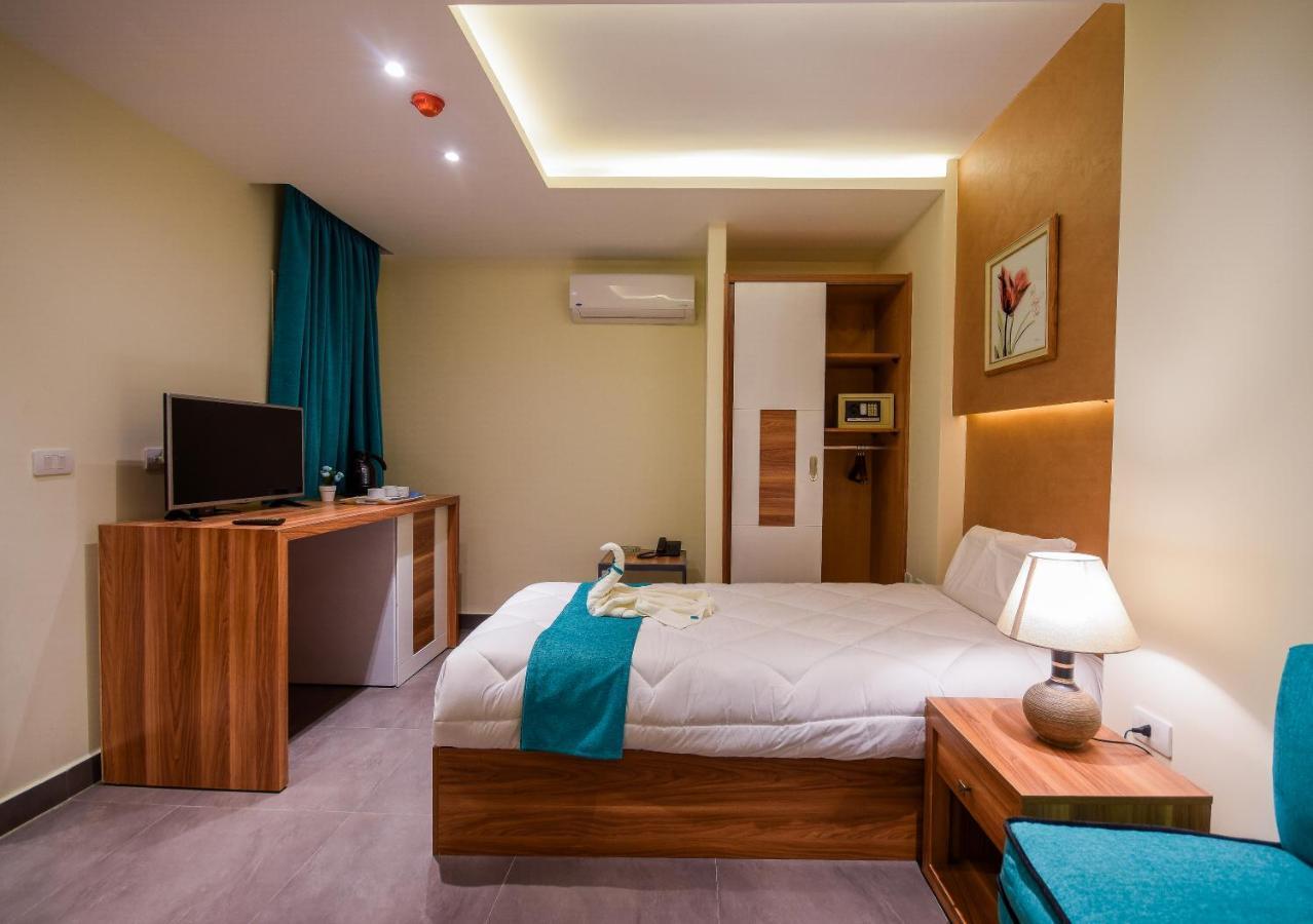 New Pyramid Quen Hotel 开罗 外观 照片